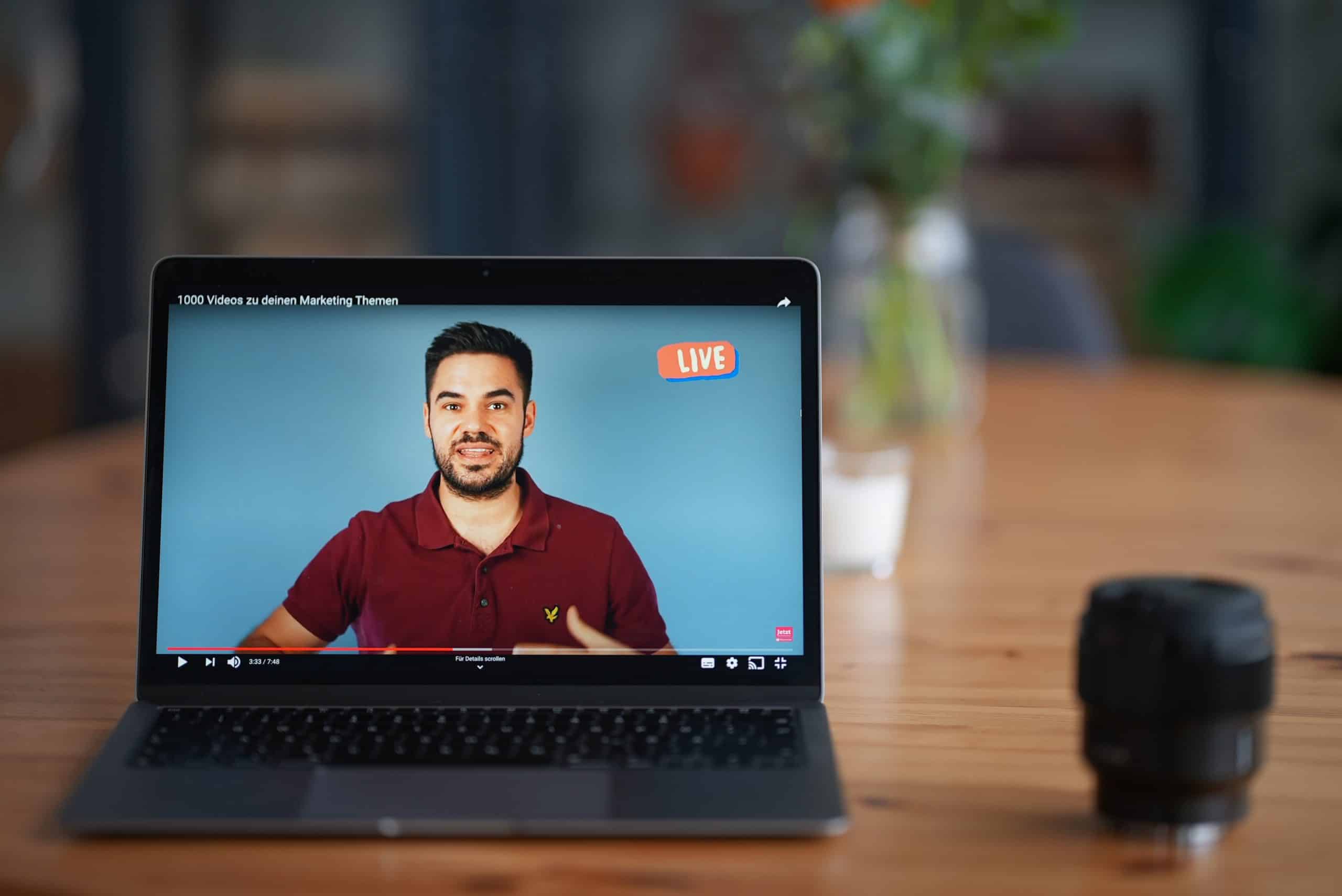 9 Live Streaming Tips and Tricks for More Engagement